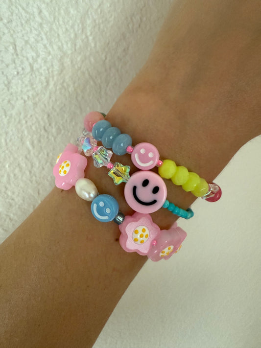 Pink smiley set